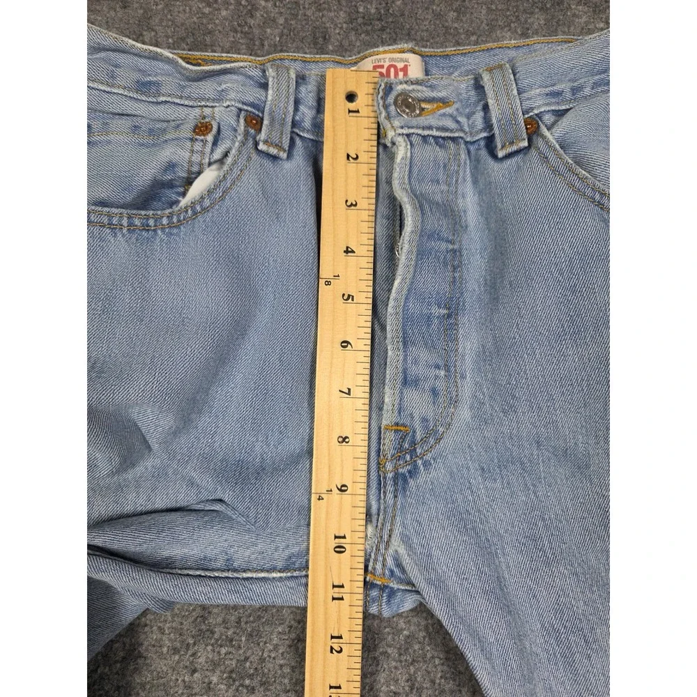 Levi's 501 Original Jeans Mens W33 L30 Light Wash Straight Leg Button Fly Denim